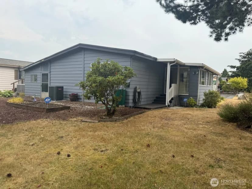 Property photo for 11436 Se 208th Street, Kent photo 3