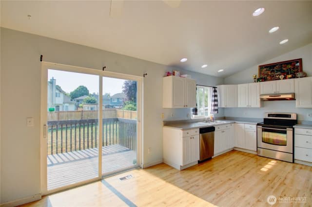 Property photo for 15355 Heintz Avenue Se, Monroe photo 5