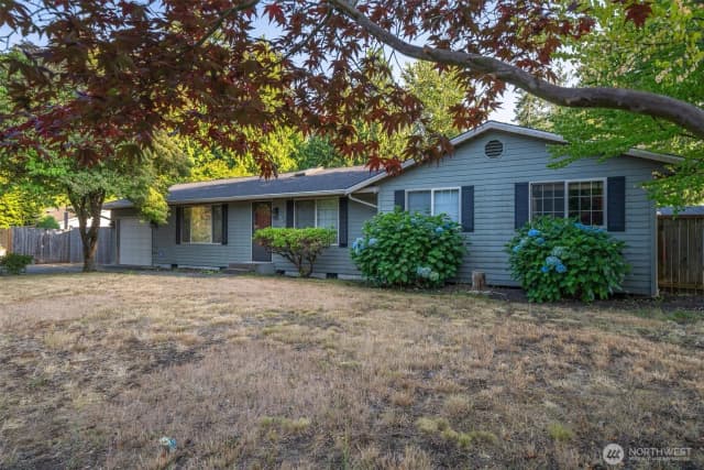 Property photo for 704 105th Place Se, Everett