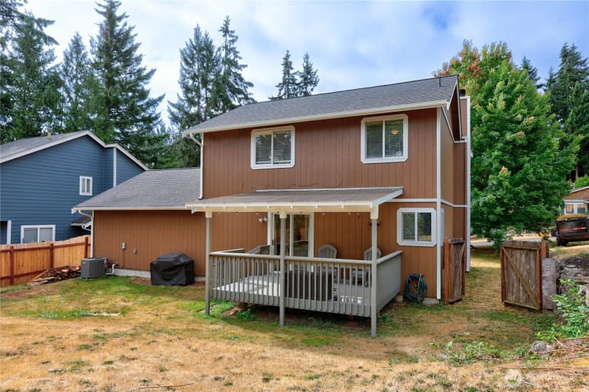 Property photo for 7175 E Raintree Lane, Port Orchard photo 23