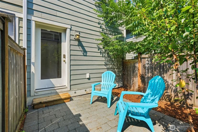 Property photo for 9243 35th Ave Sw #a, Seattle photo 23