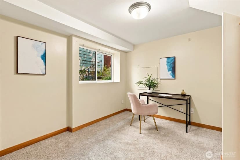 Property photo for 9243 35th Ave Sw #a, Seattle photo 6