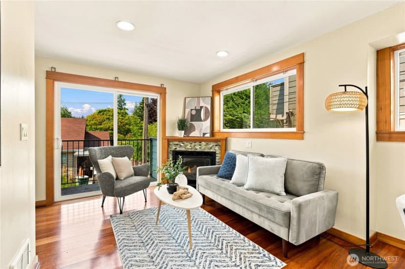 Property photo for 9243 35th Ave Sw #a, Seattle photo 8