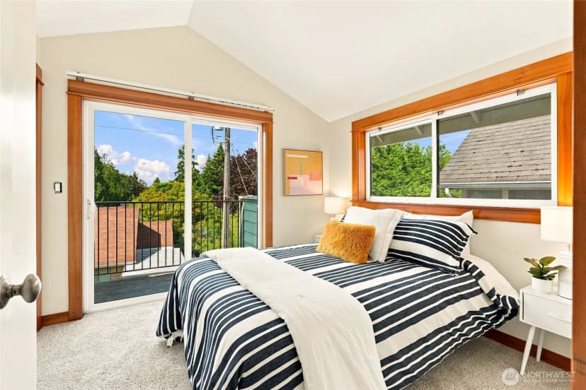 Property photo for 9243 35th Ave Sw #a, Seattle photo 18