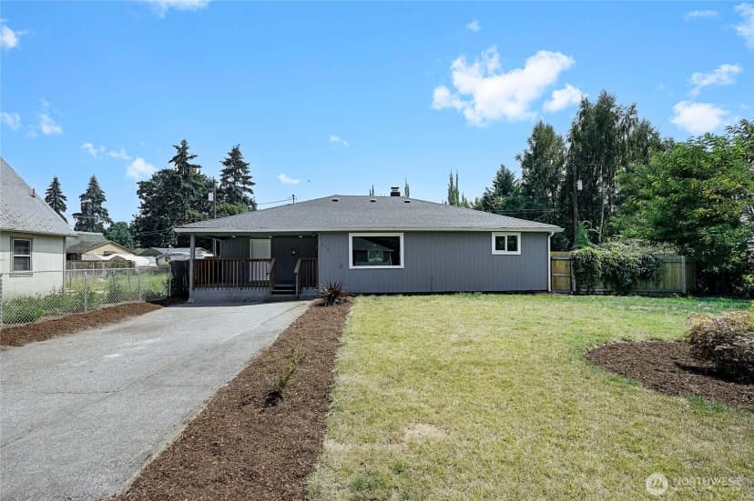 Property photo for 256 Douglas Street, Longview