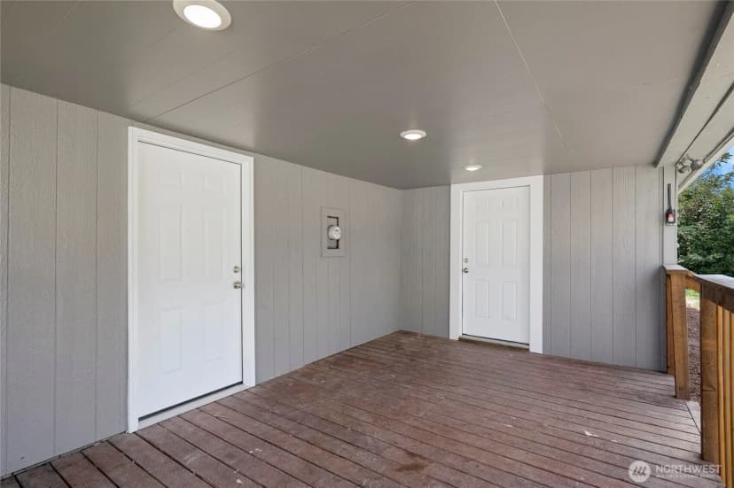 Property photo for 256 Douglas Street, Longview photo 7