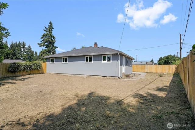 Property photo for 256 Douglas Street, Longview photo 5