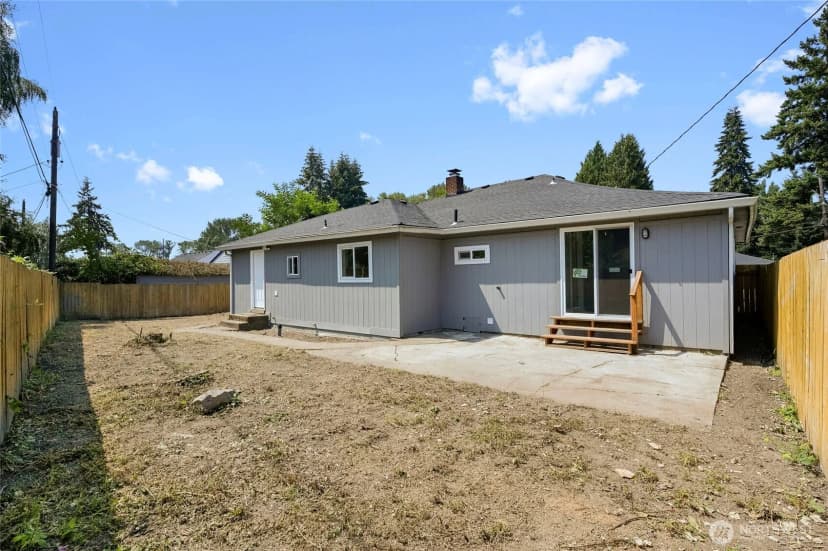 Property photo for 256 Douglas Street, Longview photo 4