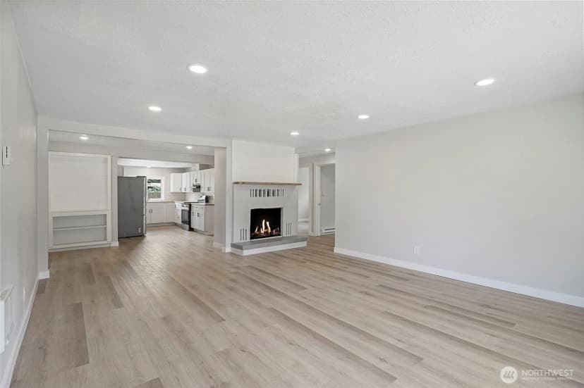 Property photo for 256 Douglas Street, Longview photo 8