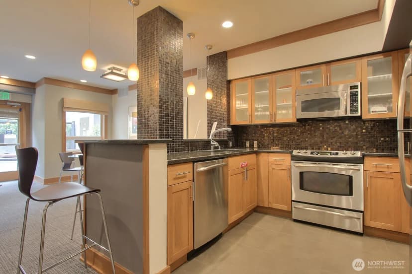 Property photo for 5440 Leary Avenue Nw #512, Seattle photo 32