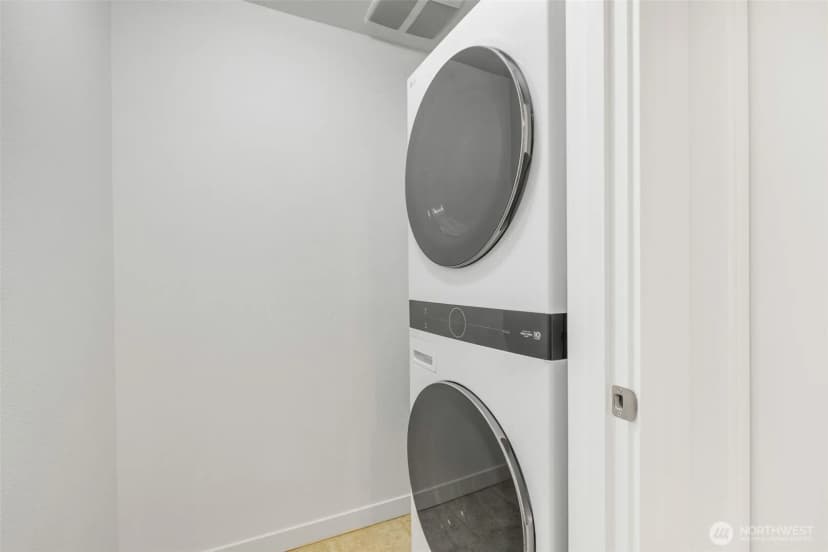 Property photo for 5440 Leary Avenue Nw #512, Seattle photo 22