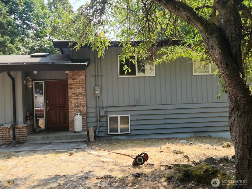 Property photo for 11815 Se 282nd Street, Auburn photo 2
