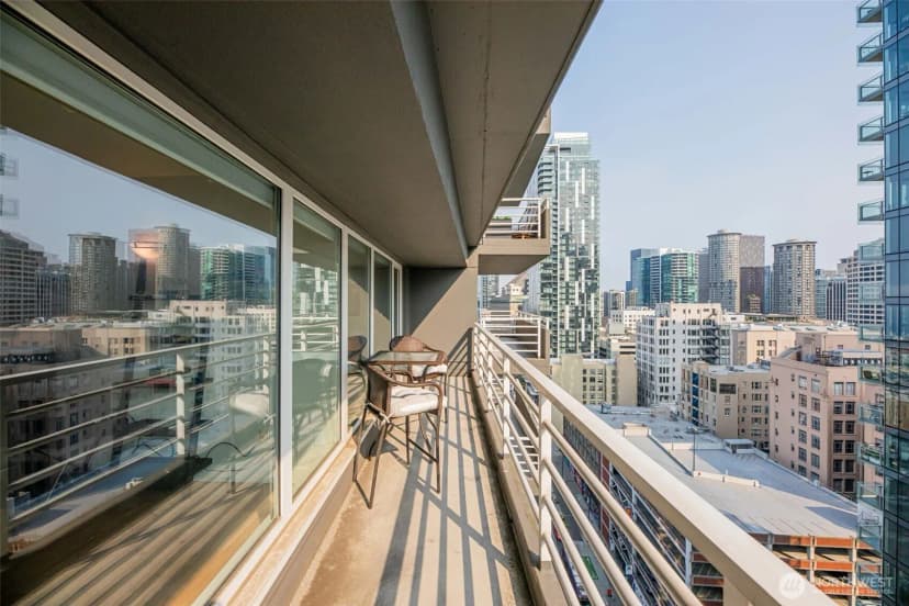 Property photo for 1415 2nd Avenue #2106, Seattle photo 12