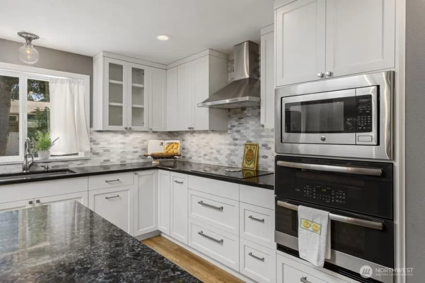 Property photo for 2701 Ne 24th Street, Renton photo 11