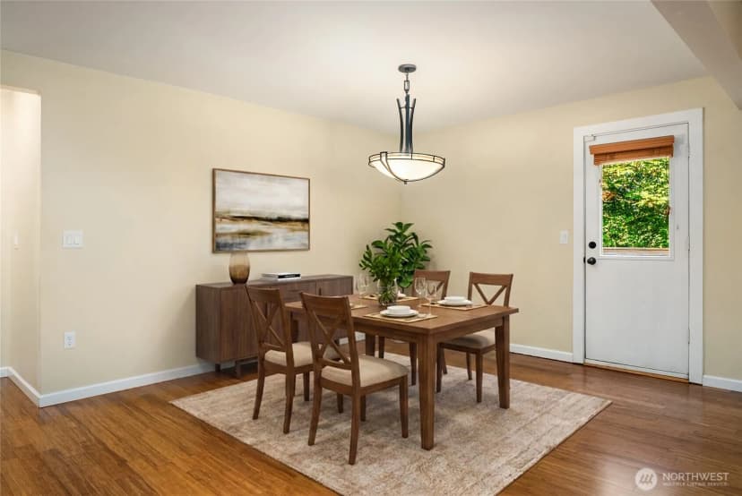 Property photo for 10217 148th Avenue Se, Renton photo 4