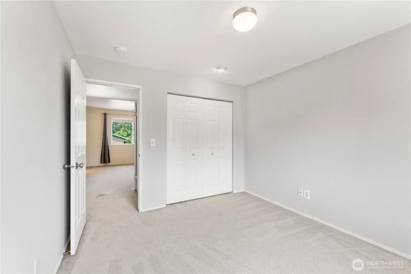 Property photo for 10122 Se 268th Street, Kent photo 30