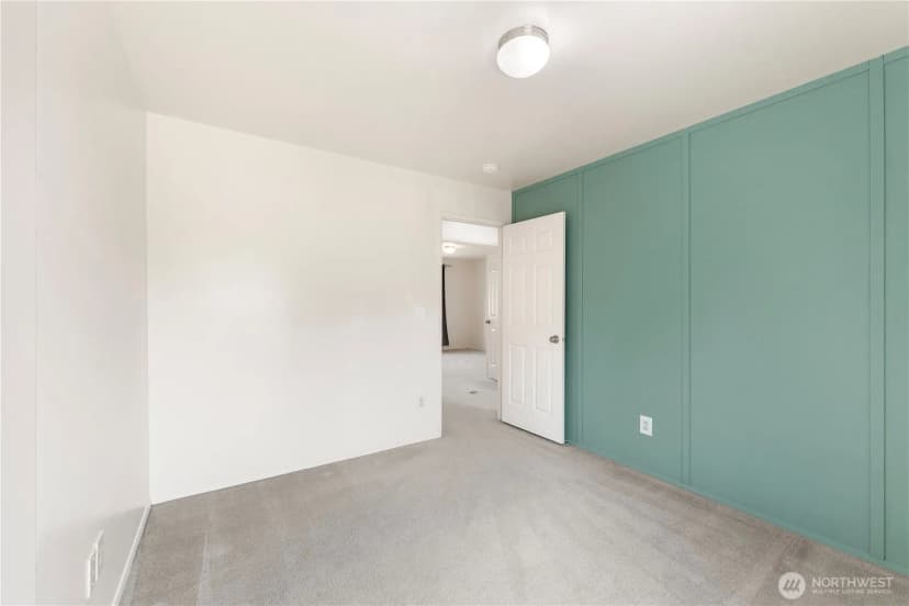 Property photo for 10122 Se 268th Street, Kent photo 27
