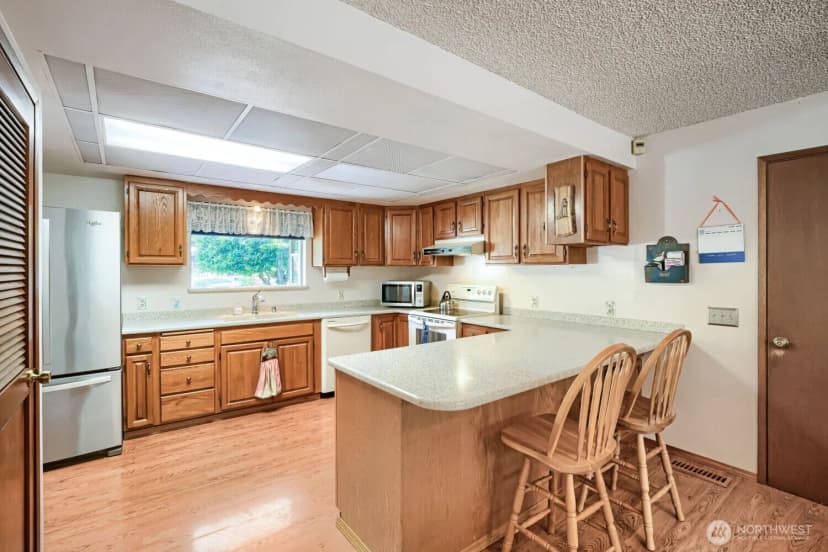 Property photo for 16108 43rd Street E, Sumner photo 11