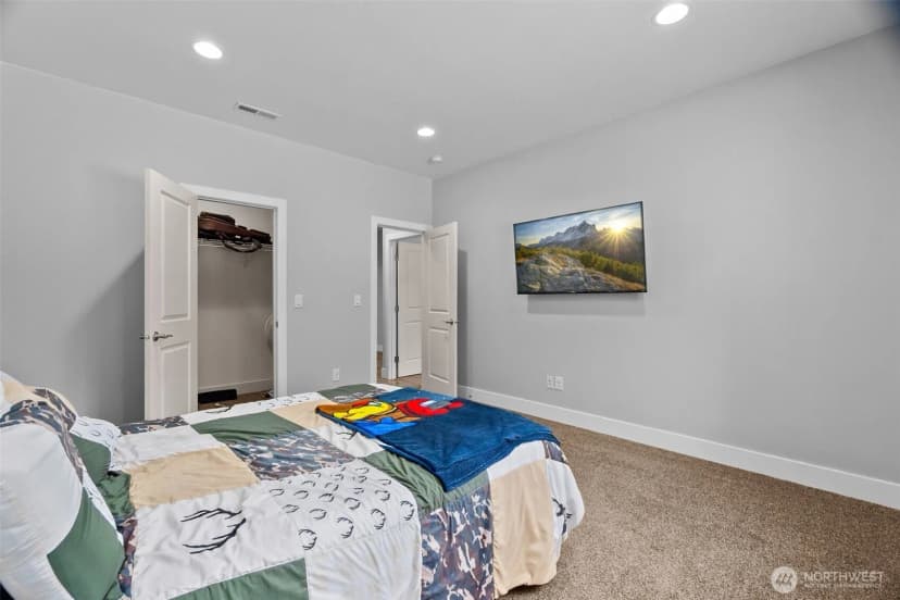 Property photo for 14512 Brenda Drive Se, Yelm photo 28