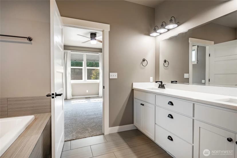 Property photo for 1312 Bradley Meadows Court, Lynden photo 24