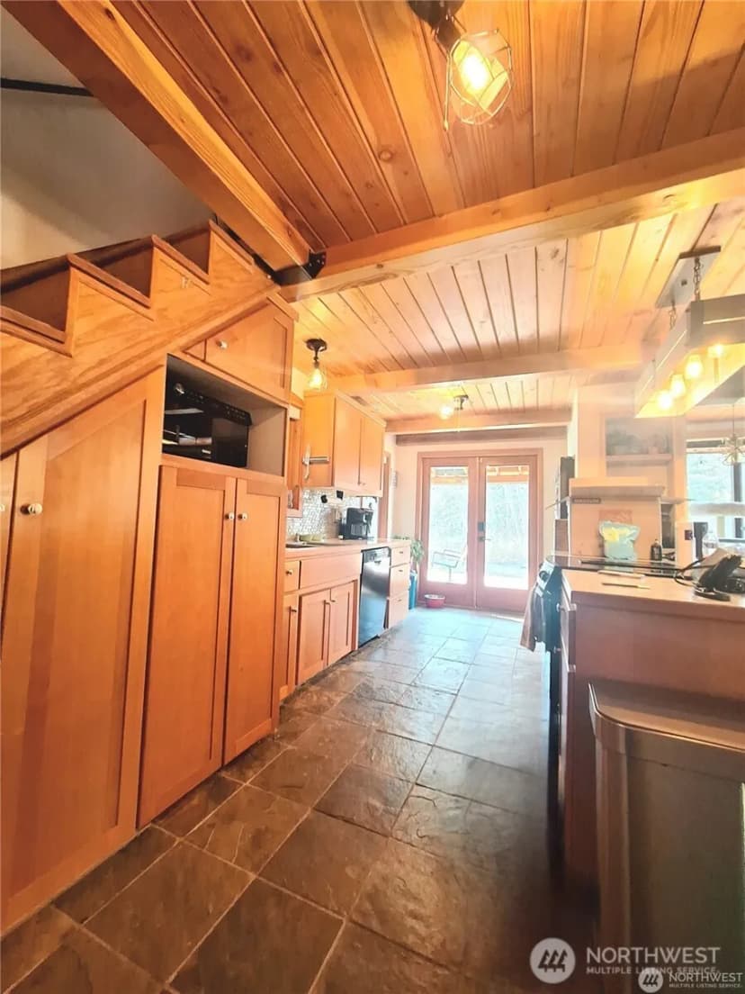 Property photo for 24527 250th Avenue Se, Maple Valley photo 17