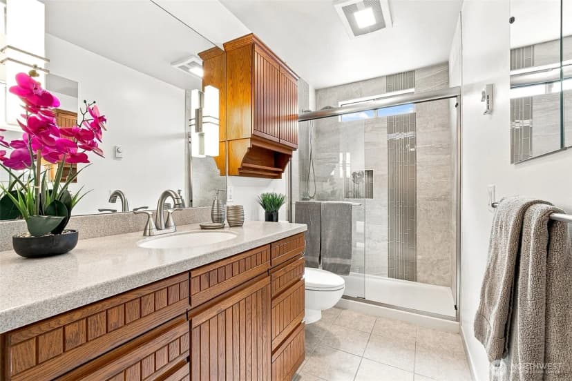 Property photo for 22222 Dock Avenue S #2c, Des Moines photo 19