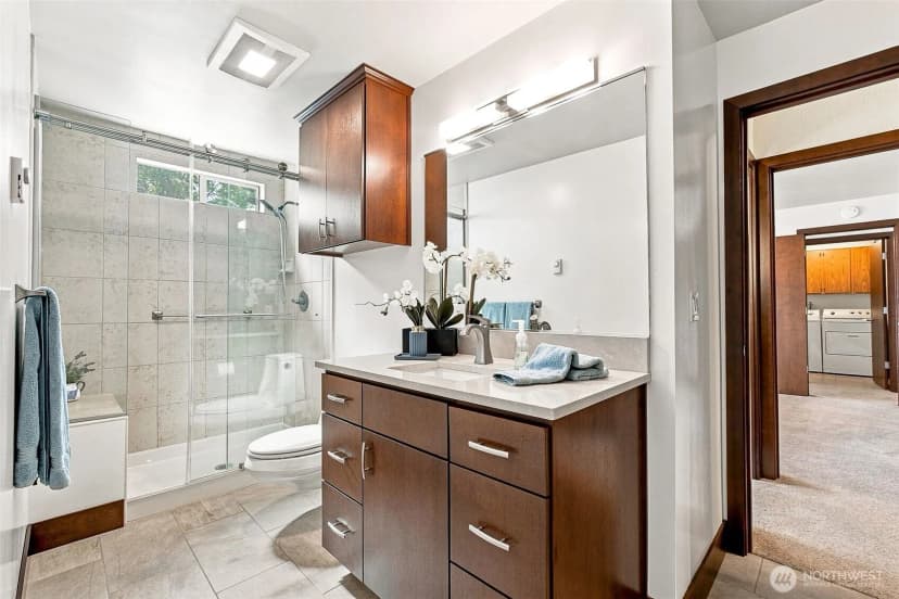 Property photo for 22222 Dock Avenue S #2c, Des Moines photo 13
