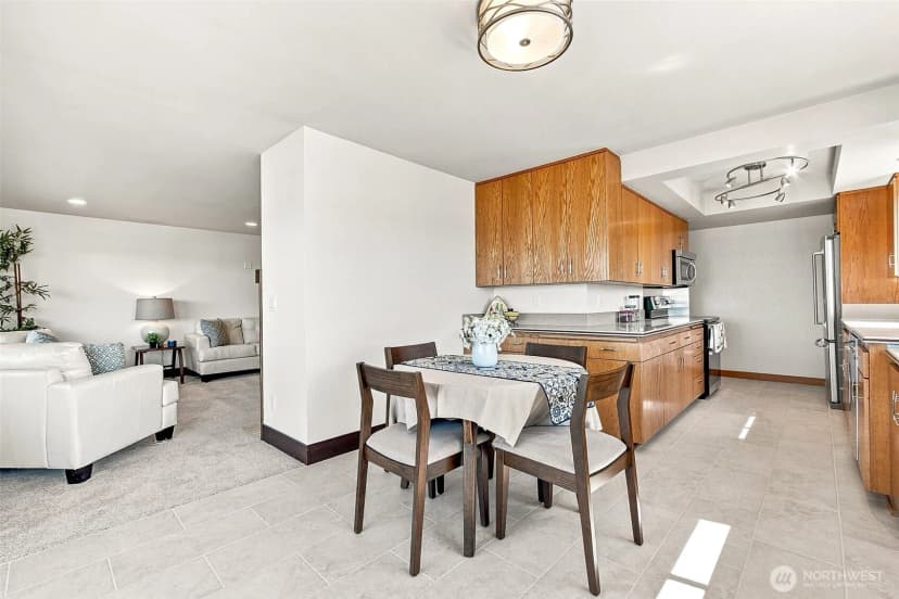 Property photo for 22222 Dock Avenue S #2c, Des Moines photo 8