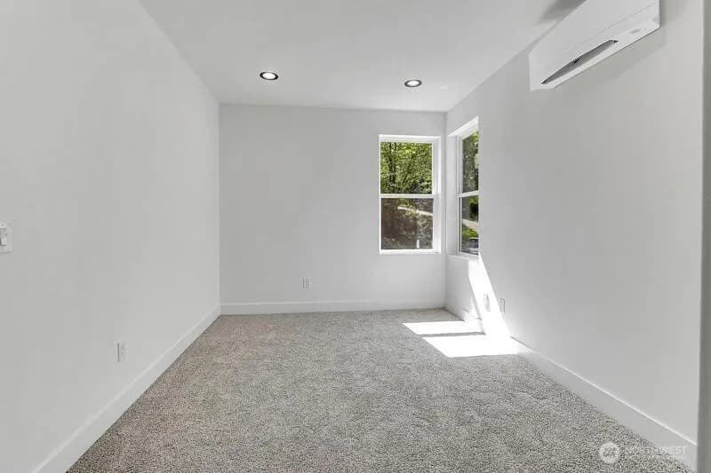 Property photo for 5921 164th Street Sw, Lynnwood photo 15