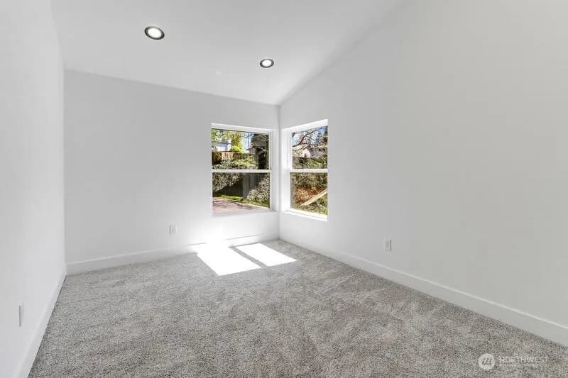 Property photo for 5921 164th Street Sw, Lynnwood photo 22
