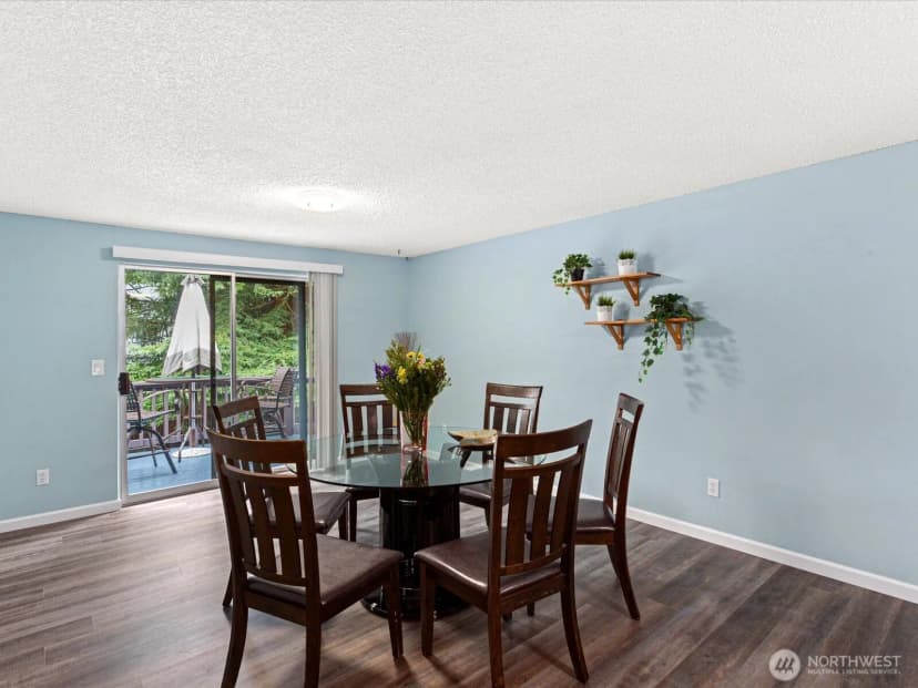 Property photo for 16445 Ambaum Boulevard S, Burien photo 25