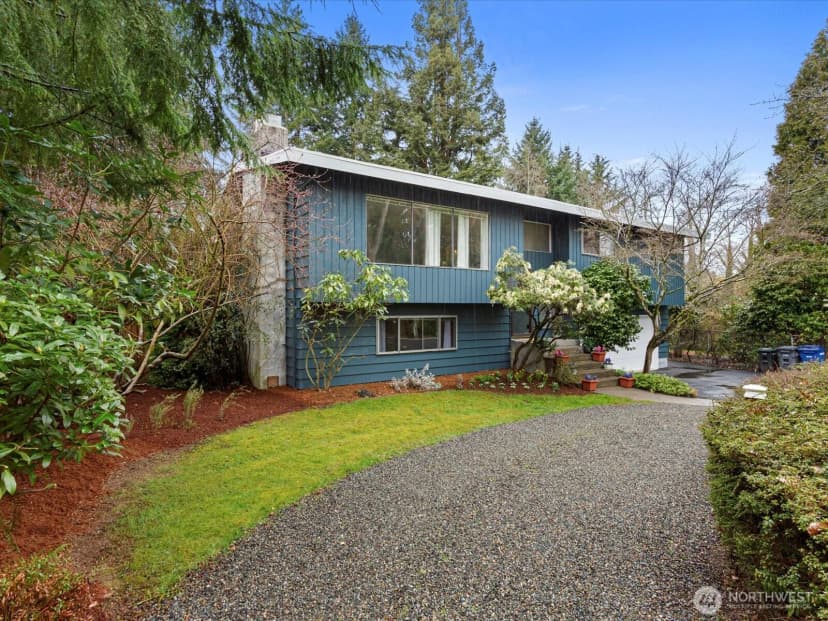 Property photo for 16445 Ambaum Boulevard S, Burien
