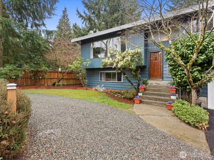 Property photo for 16445 Ambaum Boulevard S, Burien photo 30