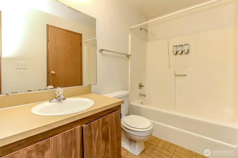 Property photo for 1102 8th Street Ne #4, Auburn photo 16