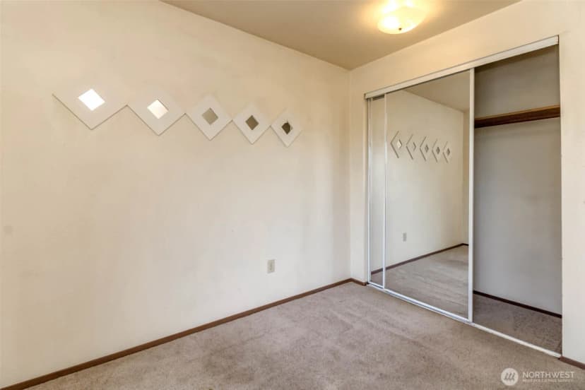 Property photo for 1102 8th Street Ne #4, Auburn photo 13