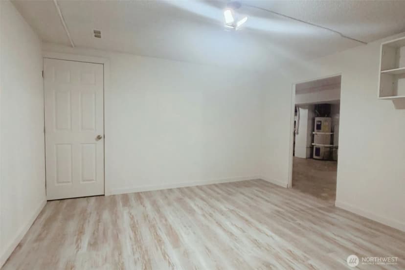 Property photo for 296 298 North Shore Boulevard, Fox Island photo 26