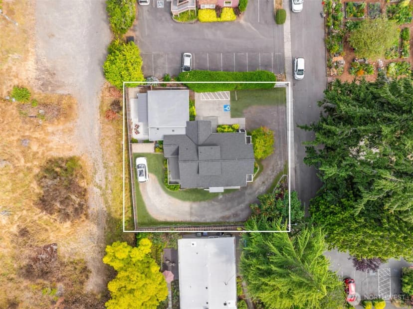 Property photo for 151 Finch Place Sw, Bainbridge Island photo 36