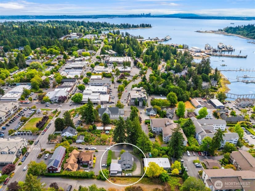 Property photo for 151 Finch Place Sw, Bainbridge Island photo 37
