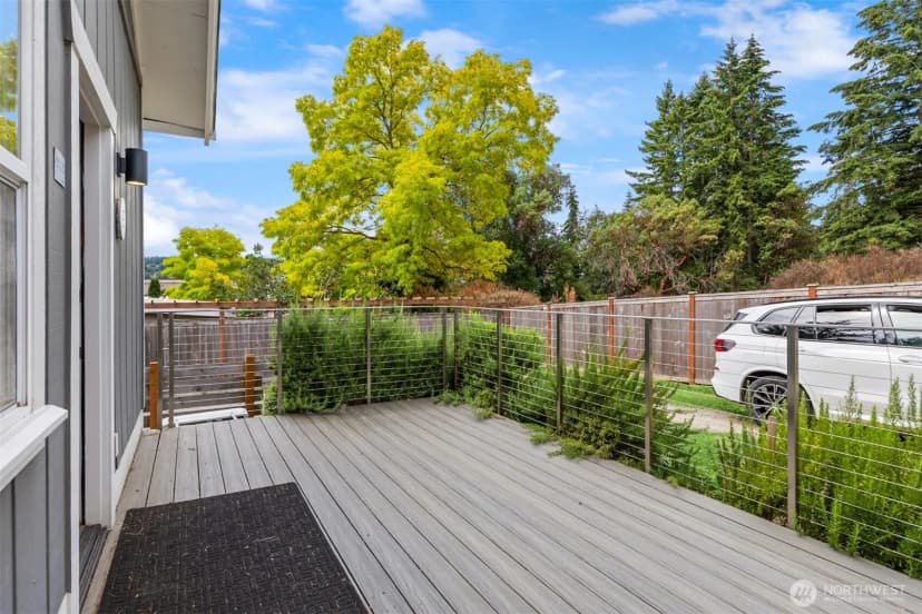 Property photo for 151 Finch Place Sw, Bainbridge Island photo 9