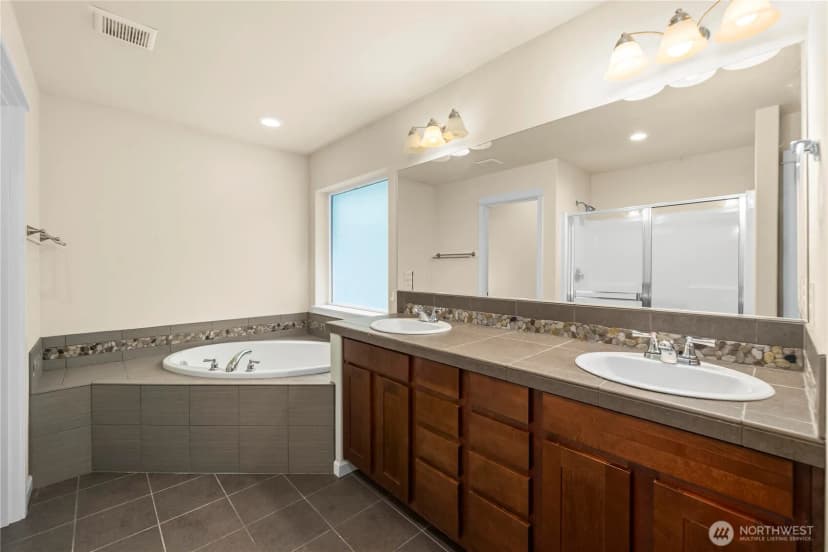 Property photo for 19618 90th Avenue Ct E, Graham photo 27