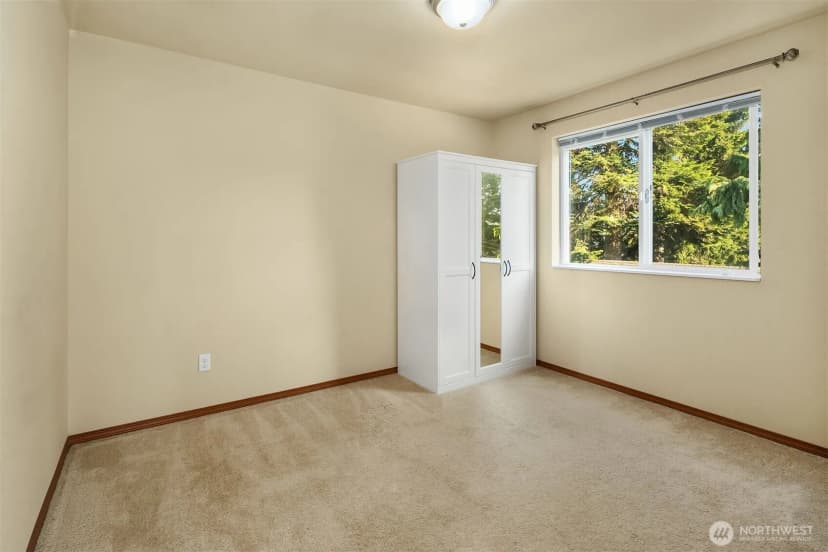 Property photo for 8313 Upper Ridge Road Se #2, Everett photo 28