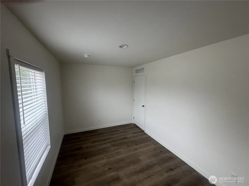Property photo for 2400 Tacoma Ave #37, Bridgeport photo 5