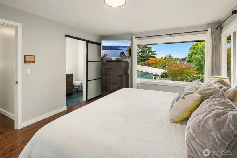 Property photo for 6635 57th Avenue Ne, Seattle photo 20