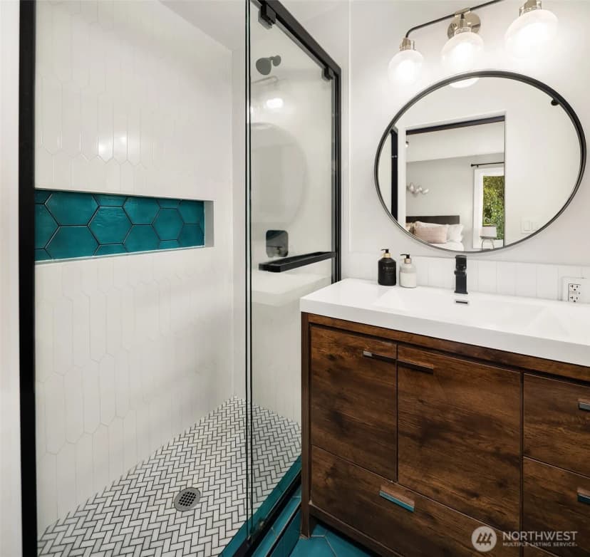 Property photo for 6635 57th Avenue Ne, Seattle photo 21
