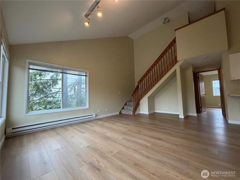 Property photo for 3660 Whitman Avenue N, Seattle photo 24