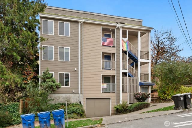 Property photo for 3660 Whitman Avenue N, Seattle