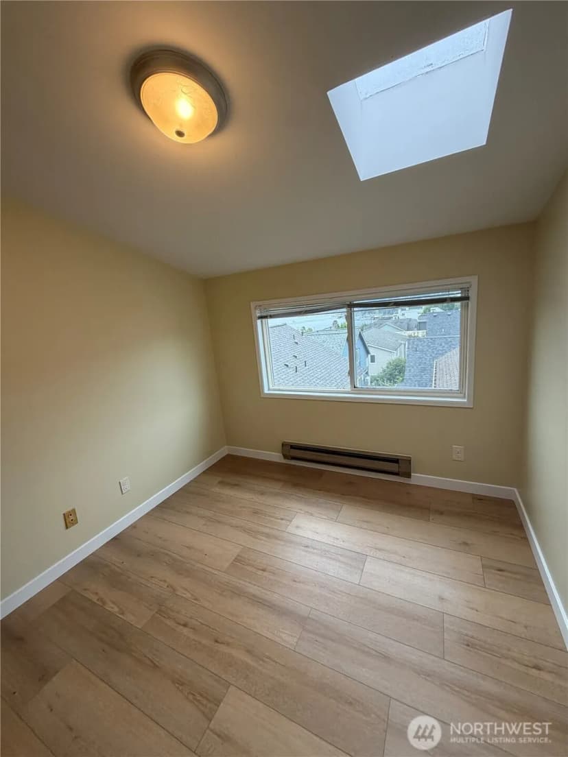 Property photo for 3660 Whitman Avenue N, Seattle photo 19