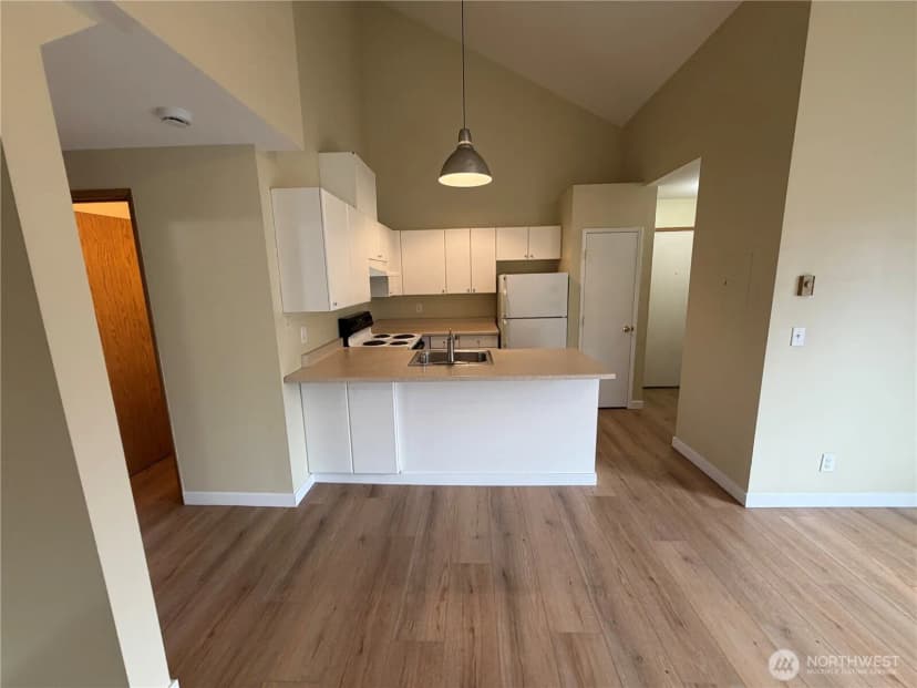Property photo for 3660 Whitman Avenue N, Seattle photo 20