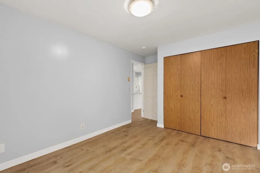 Property photo for 3660 Whitman Avenue N, Seattle photo 15