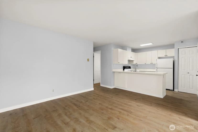 Property photo for 3660 Whitman Avenue N, Seattle photo 9